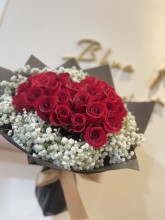 情人節系列 必冧推介 30枝心形紅玫瑰花束*