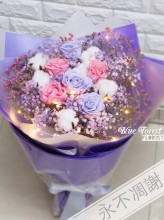保鮮•愛*永不凋謝玫瑰保鮮花花束（淺紫色拼粉紅色）
