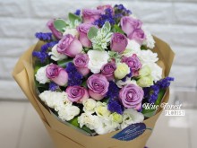 紫玫瑰洋白桔梗花束