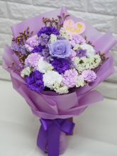 可永久保存*玫瑰保鮮花配康乃馨番梘花花束（淺紫系）