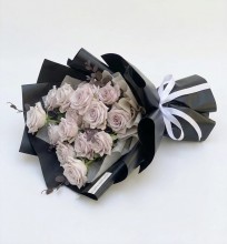 新品種*18枝肯亞銀灰色玫瑰花束（Manta rose)